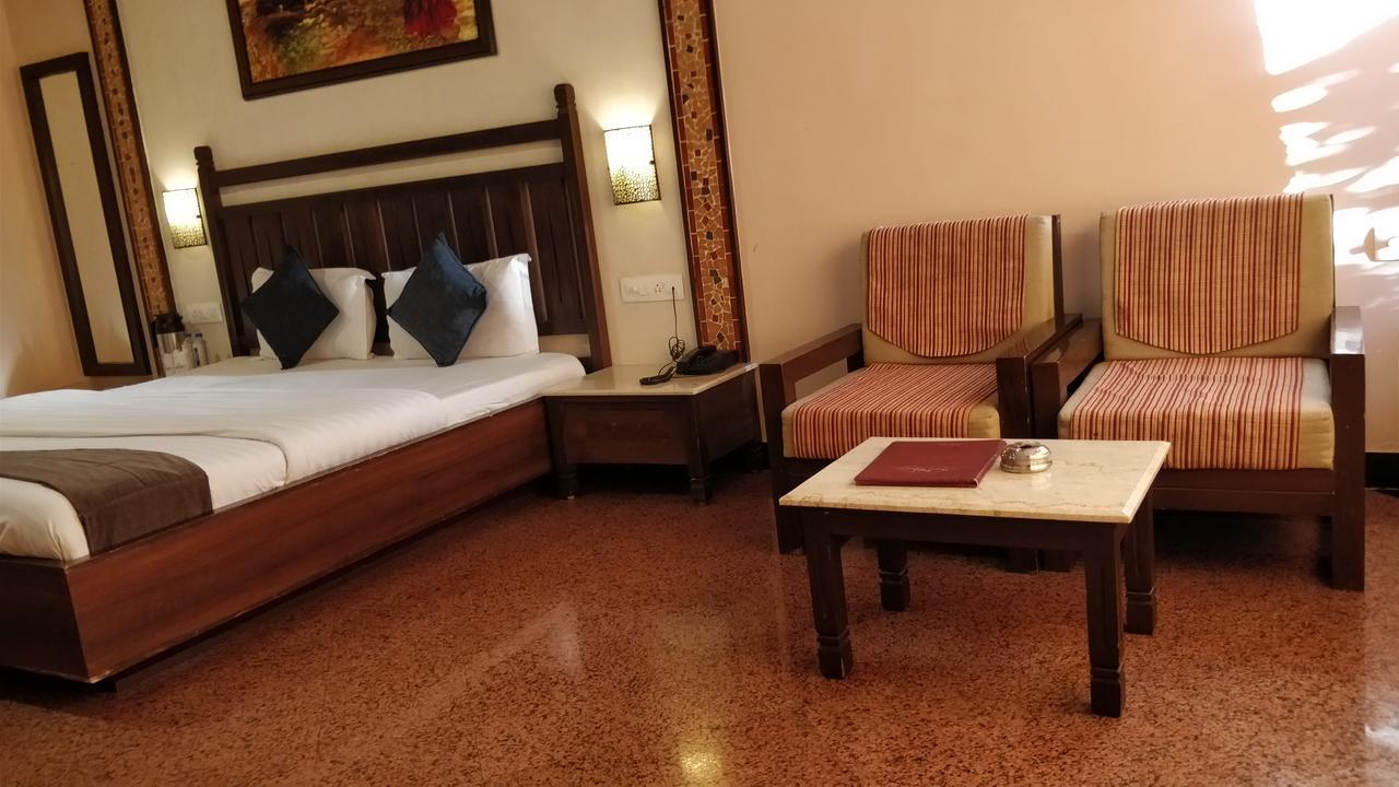 Hotel Mount Regency Mount Abu Exterior photo