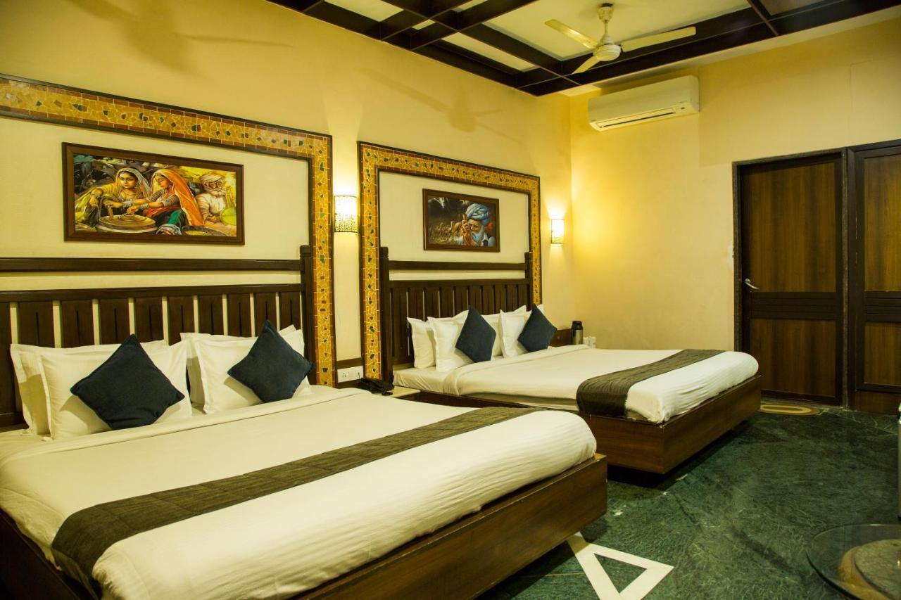 Hotel Mount Regency Mount Abu Exterior photo